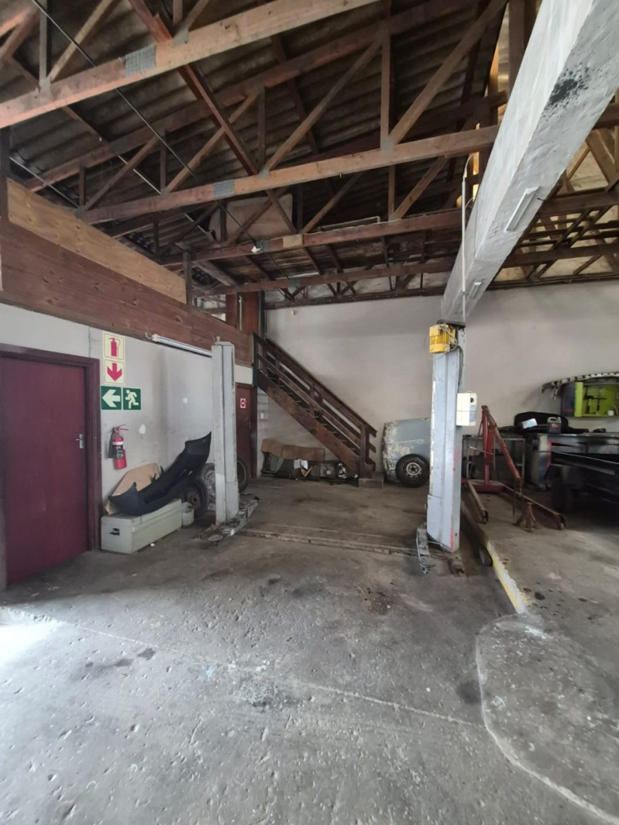 Commercial Property for Sale in Braelyn Industrial Eastern Cape